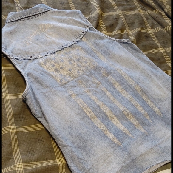 Harley-Davidson Tops - Harley-davidson American flagjean sleeveless shirt